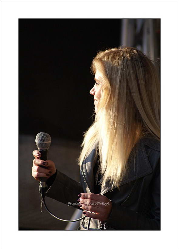 Leona Machalkova a0580